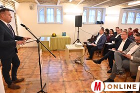 Az MNT Fordítás és identitás Európa nyelvei és kultúrái között című fordítástudományi tanácskozása Szabadkán