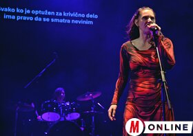 Az Utópia című előadás bemutatója az Újvidéki Színházban