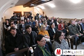 Diplomahonosítási szerződések aláírása Szabadkán