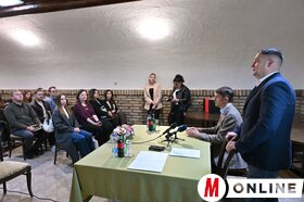 Diplomahonosítási szerződések aláírása Szabadkán