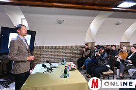 Diplomahonosítási szerződések aláírása Szabadkán