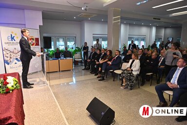 Európa kollégium gólyák elsőévesek