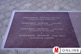 Felavatták Jovan Mikić-Spartak szobrát Szabadkán