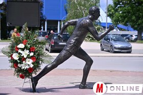 Felavatták Jovan Mikić-Spartak szobrát Szabadkán