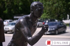Felavatták Jovan Mikić-Spartak szobrát Szabadkán
