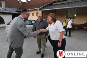 Gomboson és Doroszlón kampányolt a Vajdasági Magyar Szövetség