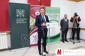 Jégtörő Mátyás-napi újbor verseny Bácsfeketehegyen