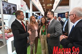 Juhász Bálint megnyitotta a CED által szervezett konferenciát a Nemzetközi Mezőgazdasági Kiállításon