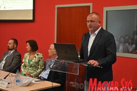 Juhász Bálint megnyitotta a CED által szervezett konferenciát a Nemzetközi Mezőgazdasági Kiállításon