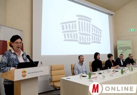 Közoktatási intézmények vezetőinek szakmai találkozója a Magyar Szó-házban