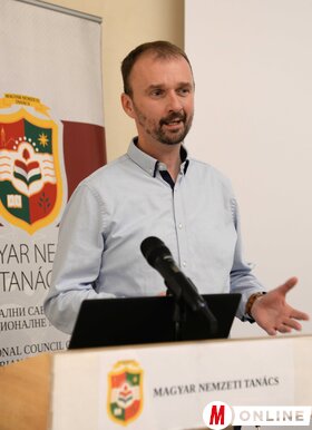 Közoktatási intézmények vezetőinek szakmai találkozója a Magyar Szó-házban