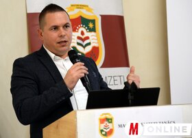 Közoktatási intézmények vezetőinek szakmai találkozója a Magyar Szó-házban