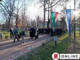 Kossuth-emlékszoba avatása és istentisztelet Bácskossuthfalván