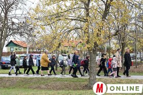 Kosztolányi Dezső mellszobrának felavatása Ludason
