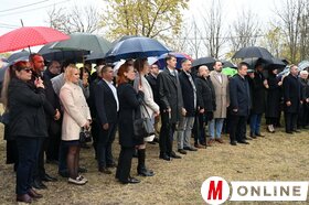 Kosztolányi Dezső mellszobrának felavatása Ludason