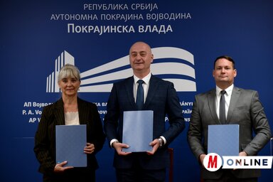 Szerződésaláírás a tanügyi dolgozók magyar nyelven történő pszichológiai pályaalkalmassági vizsgálatára