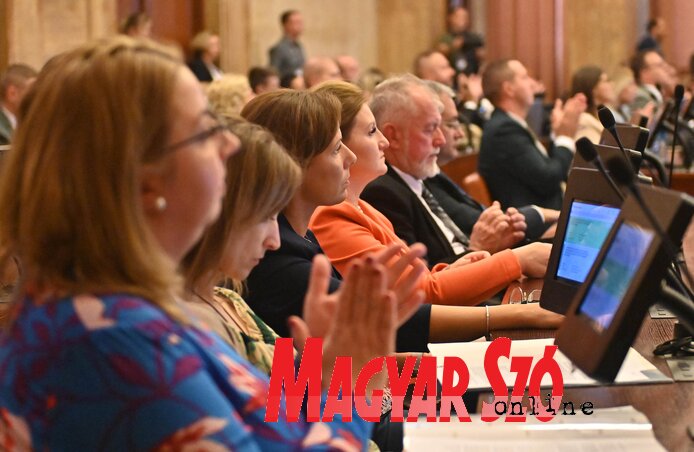 A VMSZ tartományi parlamenti frakciója (Ótos András felvétele)