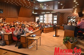A médiatörvények újvidéki nyilvános közvitája