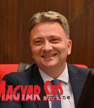 Dr. Mihailo Jovanović Dr. Mihailo Jovanović