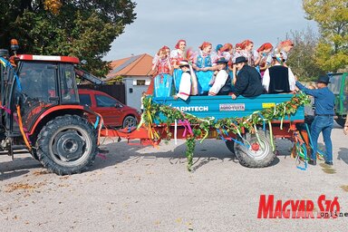 A bíróleánytól jövet… (Fotó: L. Móger Tímea felvétele)