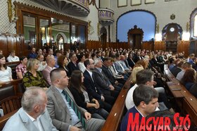 MNT osztondijasok szabadka