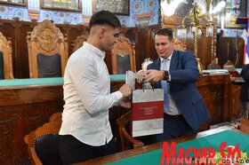 MNT osztondijasok szabadka
