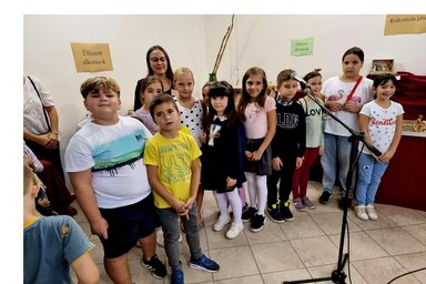 A képzőművészeti pályázat nyertesei (Fotó: Puskás Károly felvétele)