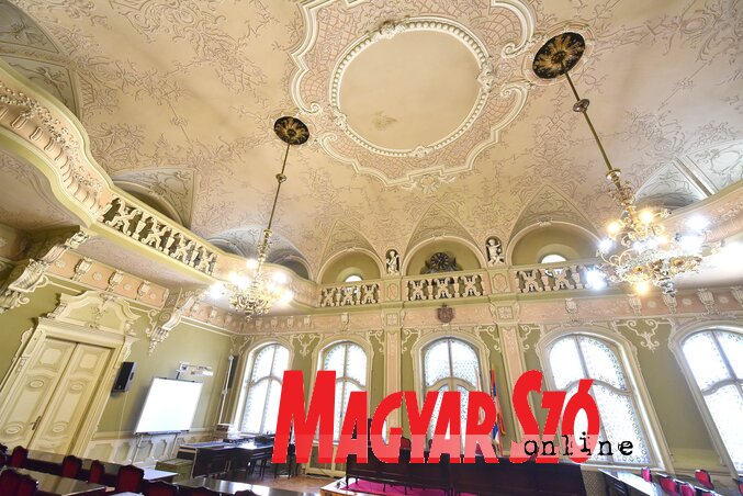 A Barokk Terem díszítéseit Goigner József készítette A Barokk Terem díszítéseit Goigner József készítette