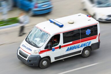 Tíz személy súlyos sérüléseket szenvedett