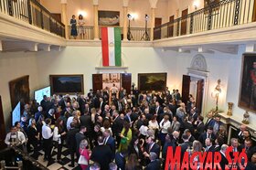 Fogadás a Beli dvorban  (Ótos András felvétele)