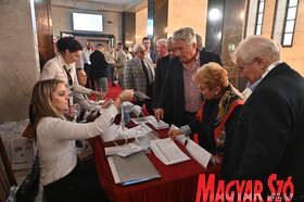 Világhírű nőgyógyászok, szülészorvosok és kutatók tanácskoznak Újvidéken