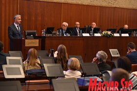 Világhírű nőgyógyászok, szülészorvosok és kutatók tanácskoznak Újvidéken