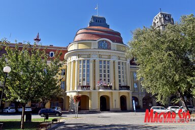 Zenta legmeghatározóbb épülete 1912 és 1914 között épült (Fotó: Gergely Árpád felvétele)