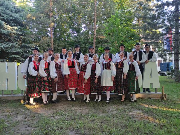 Hajnalka a tánccsoportban is megtalálta a helyét