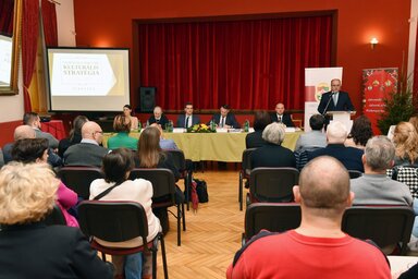Zomborban tartották az MNT Vajdasági Magyar Kulturális Stratégiája első közvitáját 