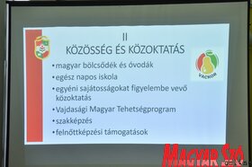 Az MNT oktatási stratégia-tervezetének közvitája Szabadkán