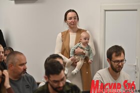 Ringató foglalkozás és babacsomagosztás az újvidéki Petőfi Sándor Magyar Művelődési Központban