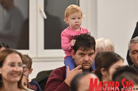 Ringató foglalkozás és babacsomagosztás az újvidéki Petőfi Sándor Magyar Művelődési Központban