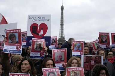 BETAFOTO/(AP Photo/Christophe Ena)