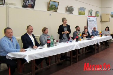 Kovács Elvira válaszolt a nyugdíjasok kérdéseire  (Fotó: Kecskés István)