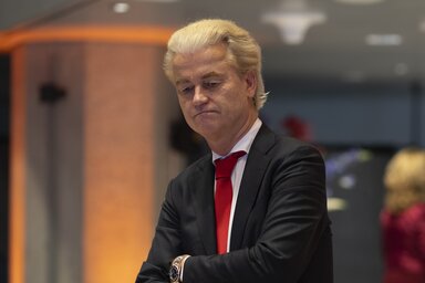 A győztes (egyelőre) egyedül van – Geert Wilders (Fotó: AP via Beta)