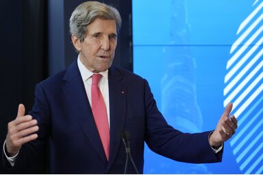 John Kerry a klímacsúcson a nukleáris energia mellett érvelt, fotó: Beta/AP