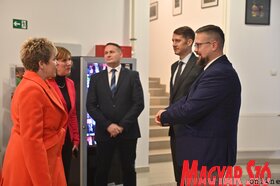 Bóka János miniszter a VMSZ képviselőivel az Európa Kollégiumba látogatott