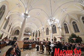 Mága Zoltán koncertje a topolyai Sarlós Boldogasszony-templomban