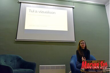 Kucor Tamara a szabadkai Kortárs Galériában, fotó: Lukács Melinda