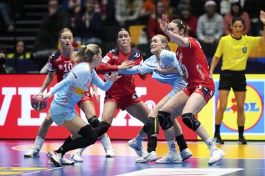 Az ambiciózus hollandok mégsem tudtak méltó ellenállást tanúsítani a házigazda norvégokkal szemben (Fotó: Beta/AP)