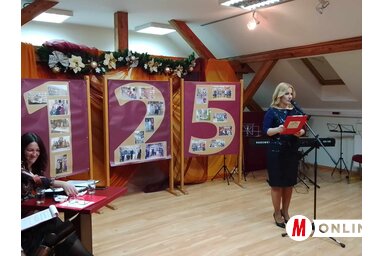 Lovas Đijanta igazgatónő köszöntötte a vendégeket (Kancsár Izabella felvétele)