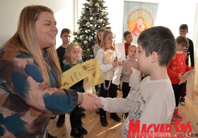Székházunkban vendégül láttuk a Mézeskalács kis olvasóit