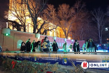 Január 2-ától üzemel a korcsolyapálya Topolyán (Fotó: Kazinczy Paszterkó Dianna)