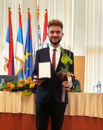 A Juventus Pro Urbe díjat községnapon vette át (Katona Gábor archívuma) A Juventus Pro Urbe díjat községnapon vette át (Katona Gábor archívuma)